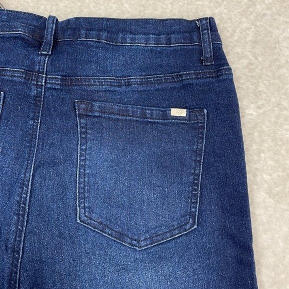 DG2 by Diane Gilman Classic Stretch BootCut Jean with Slit - Picture 9 of 10